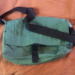 Baggu messenger bag